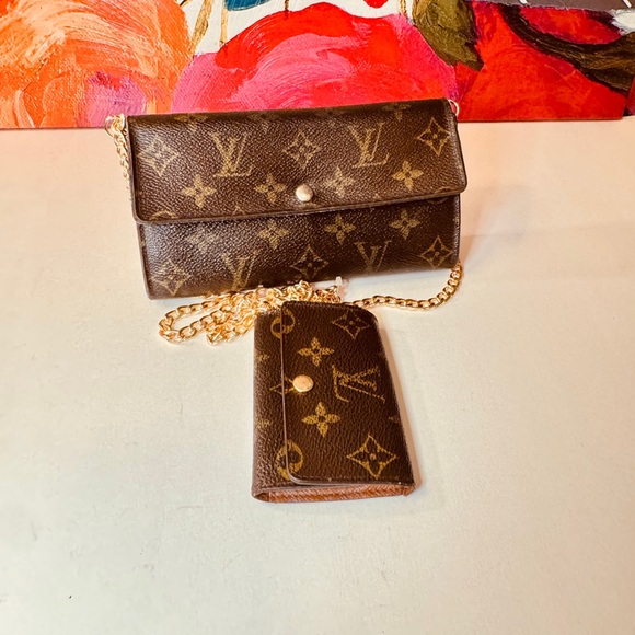 Louis Vuitton Monogram Brown Saraha wallet and key holder - Picture 2 of 14
